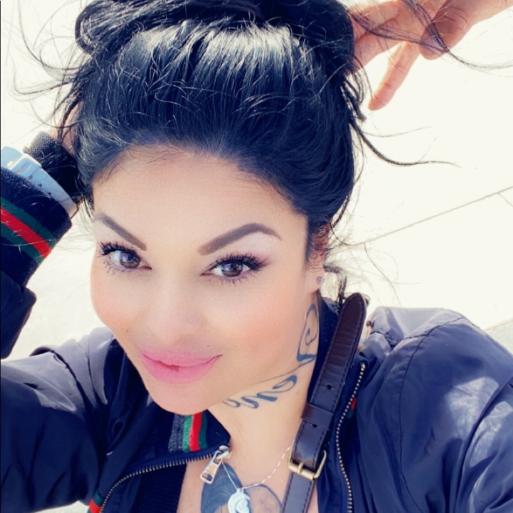 Meet your Posher, Erika